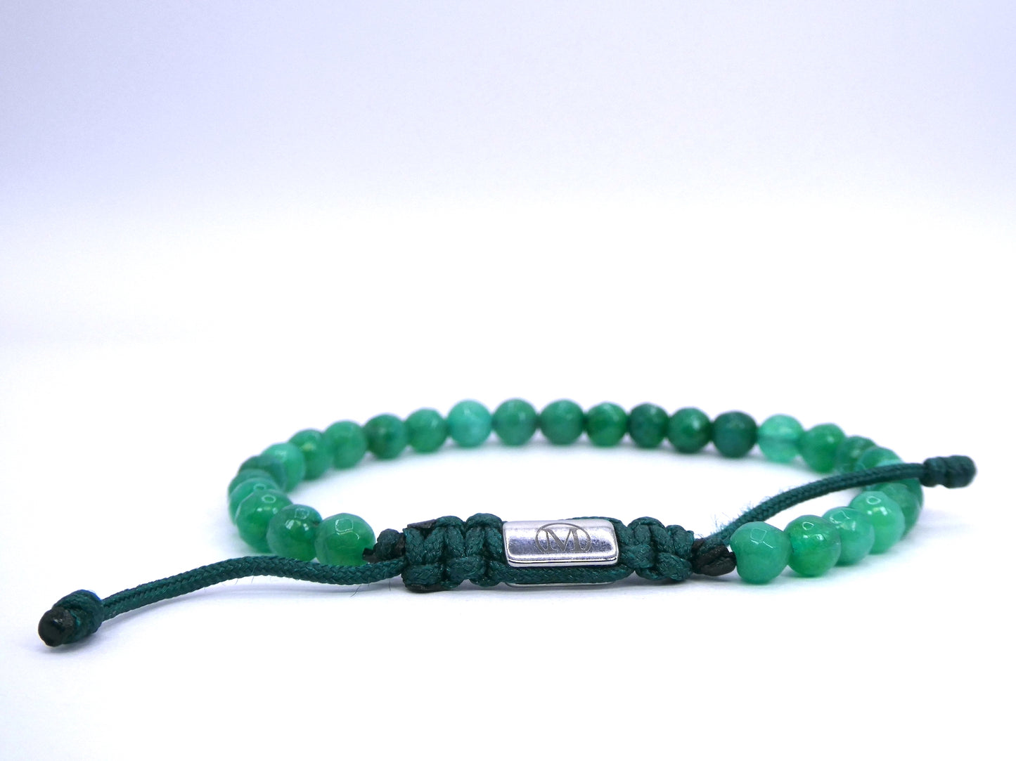 GREEEN