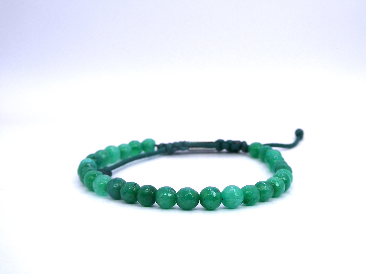 GREEEN